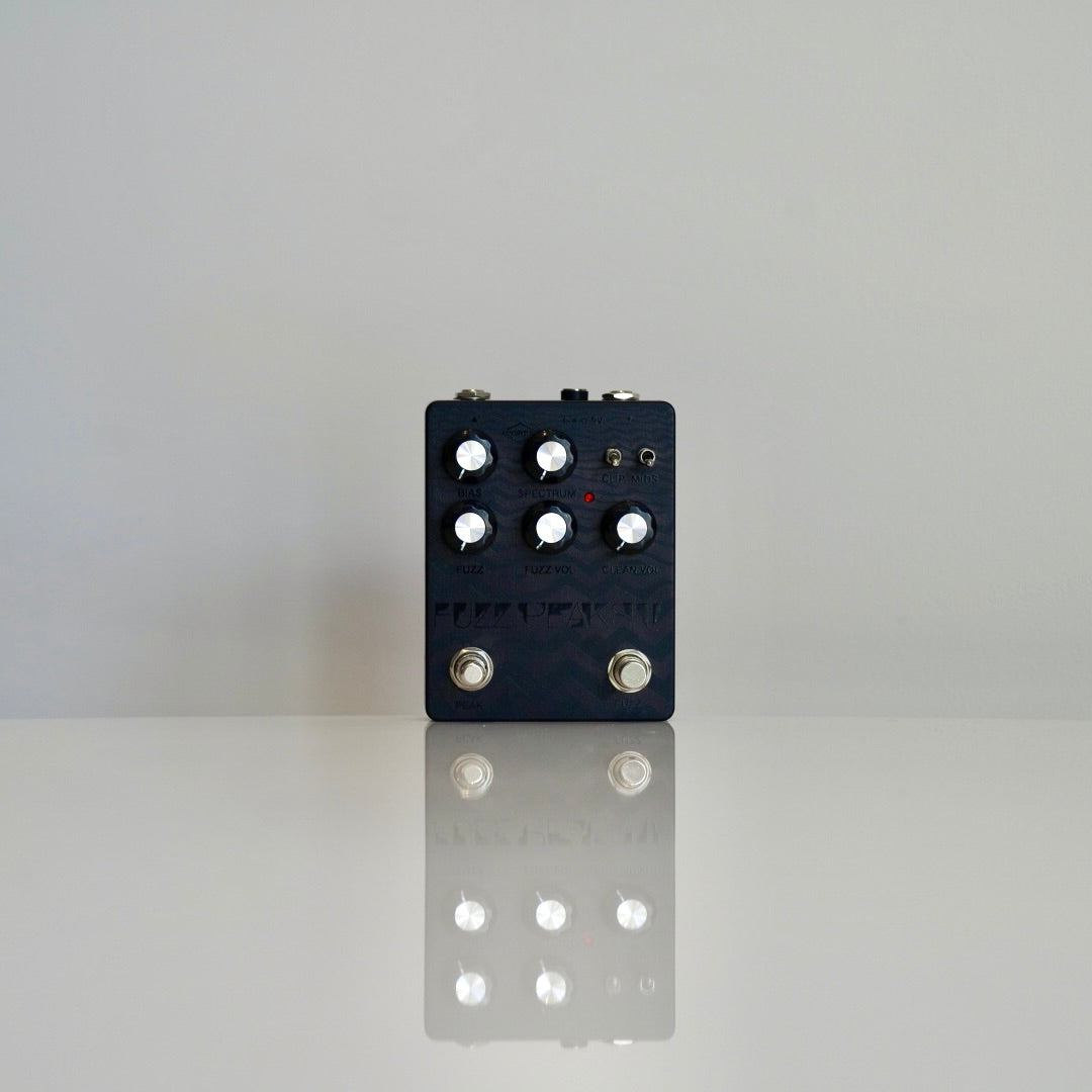 Adventure Audio Fuzz Peaks v2 (blackout ltd)